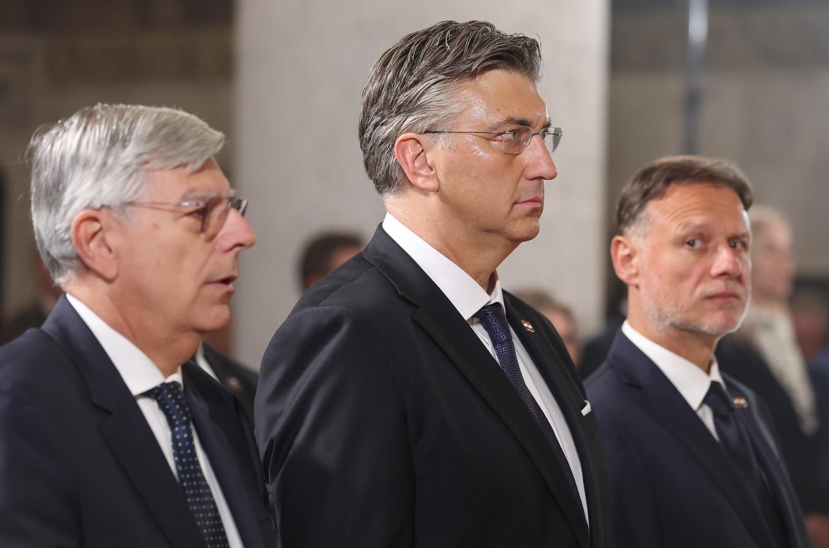 Tada se, prema informacijama iz Vlade RH, radilo o gubitku od oko 17 do 18 kilograma u samo dva do tri mjeseca.