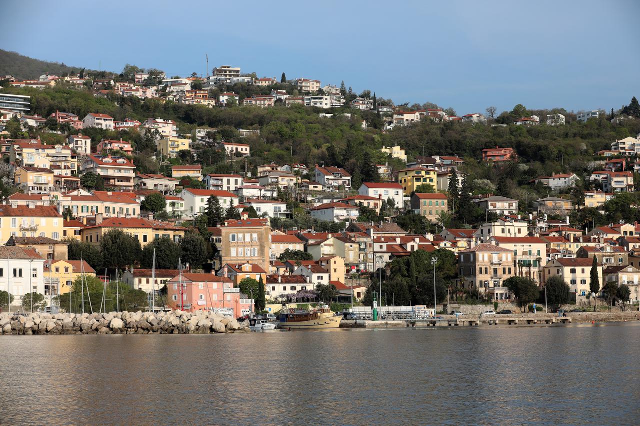 Opatija: Panorame mjesta na opatijskoj rivijeri