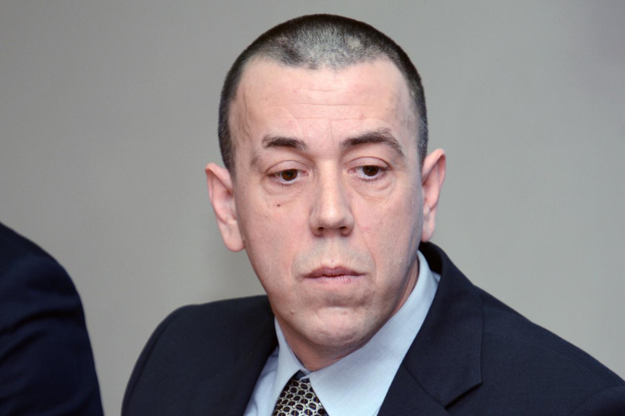 24.02.2015. Sisak - Ravnatelj Hrvatskog centra za razminiranje Drazen Jakopec na prigodnoj je svecanosti predstavniku HEP-a direktoru TE Sisak Matiji Horzicu urucio potvrdu o razminiranju Kotar sume kraj Petrinje. Matija Horzic.  Photo: Nikola Cutuk/PIXSE