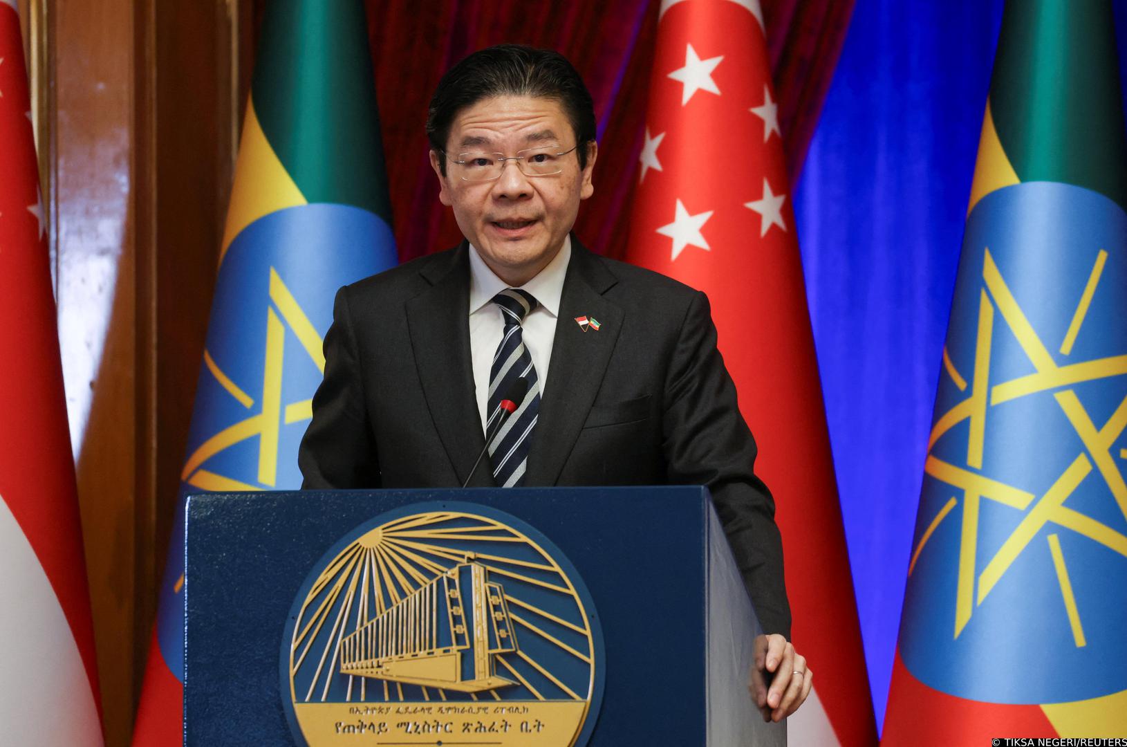 Izašli su podaci o najplaćenijim političarima u 2025. godini. Prema brojkama iz kolovoza 2025., singapurski premijer Lawrence Wong zarađuje najviše. Njegova godišnja bruto plaća iznosi 1.458.000 eura.