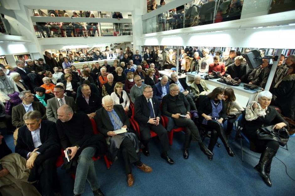 Predstavljanje knjige Davora Ive Stiera