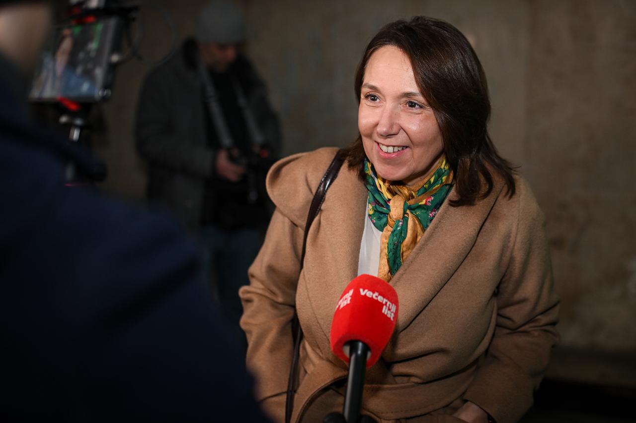 Zagreb: Dolazak članova HDZ-a na sjednicu šireg Predsjedništva i Nacionalnog odbora stranke