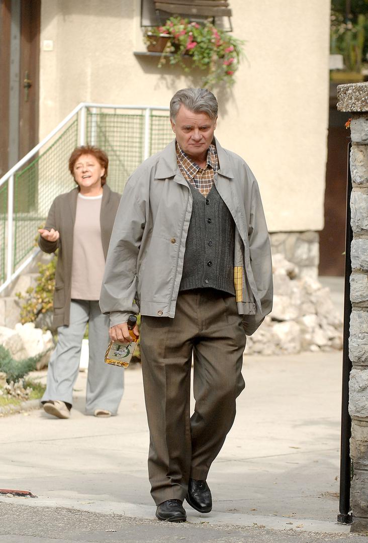 17,10..2009.,Zagreb - Nastavak snimanja serije "Odmori se zasluzio si" u kojoj u obitelji Kosmicki glume Igor Mesin,Vera Zima i Ivo GregurevicrPhoto: Boris Scitar/Vecernji list