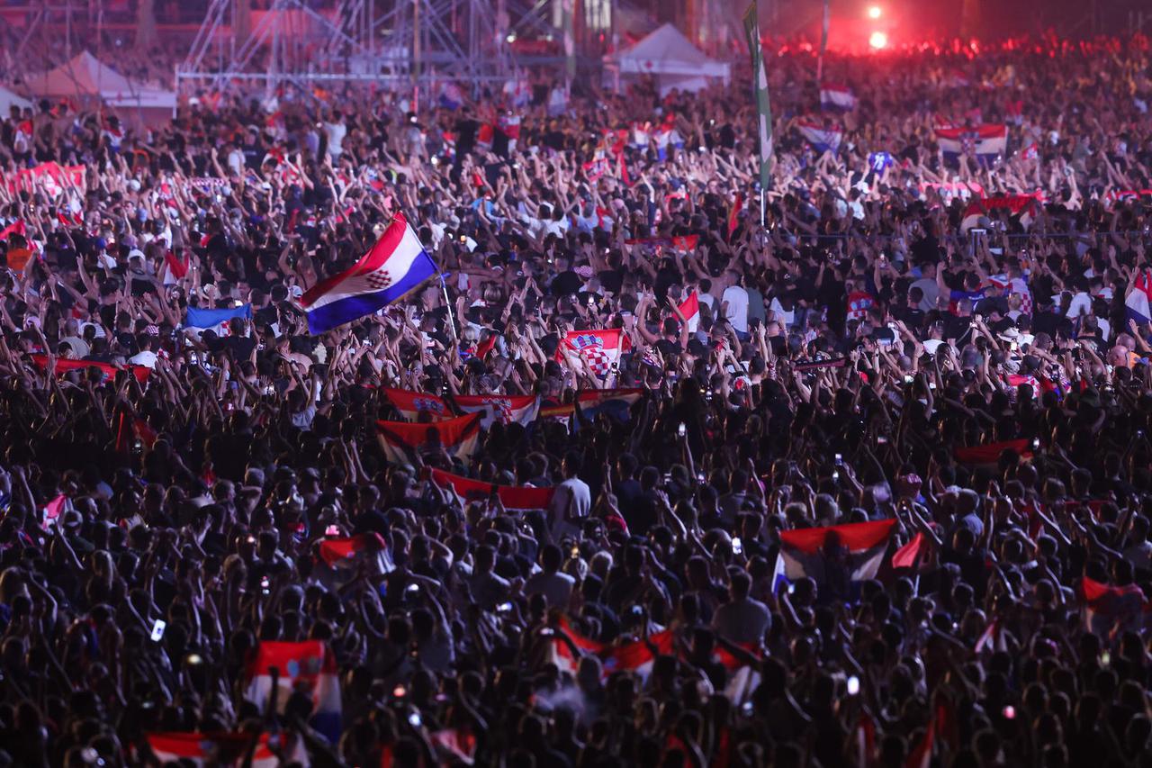 Prije godinu dana  Marko Perković Thompson održao je koncert na  na Hipodromu
