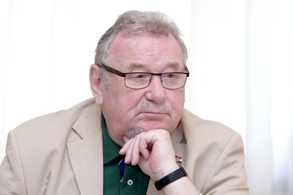 Vladimir Šeks