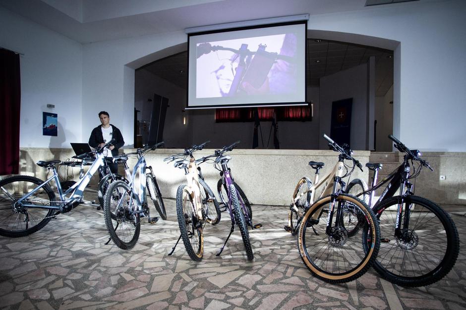 Inovator Mario Ljubicic predstavio je doradeni elektricni bicikl