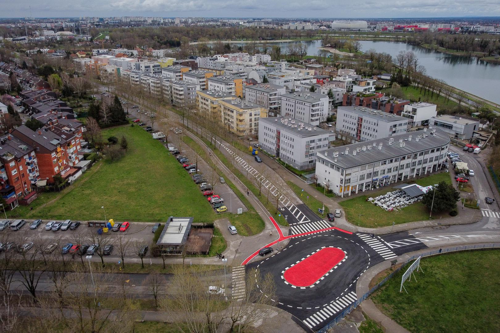 Radovi na ovom zanimljivom i čudnovatom elipsastom rotoru vrijedni su oko 45.000 eura, i završeni su 8. ožujka. 

