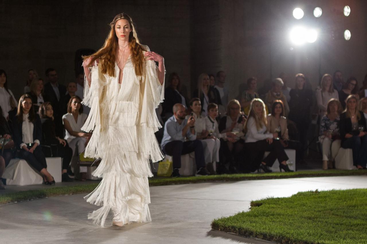 Hippy Garden revija svibanj 2016.