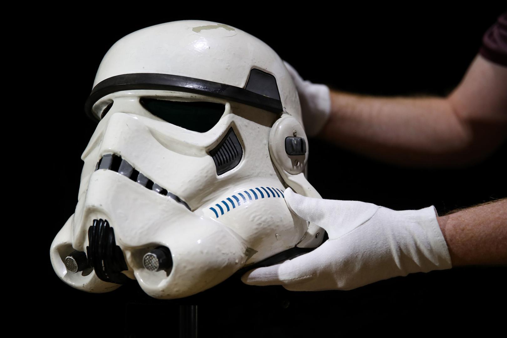 Stormtrooper kaciga iz filma "Star Wars: A New Hope"