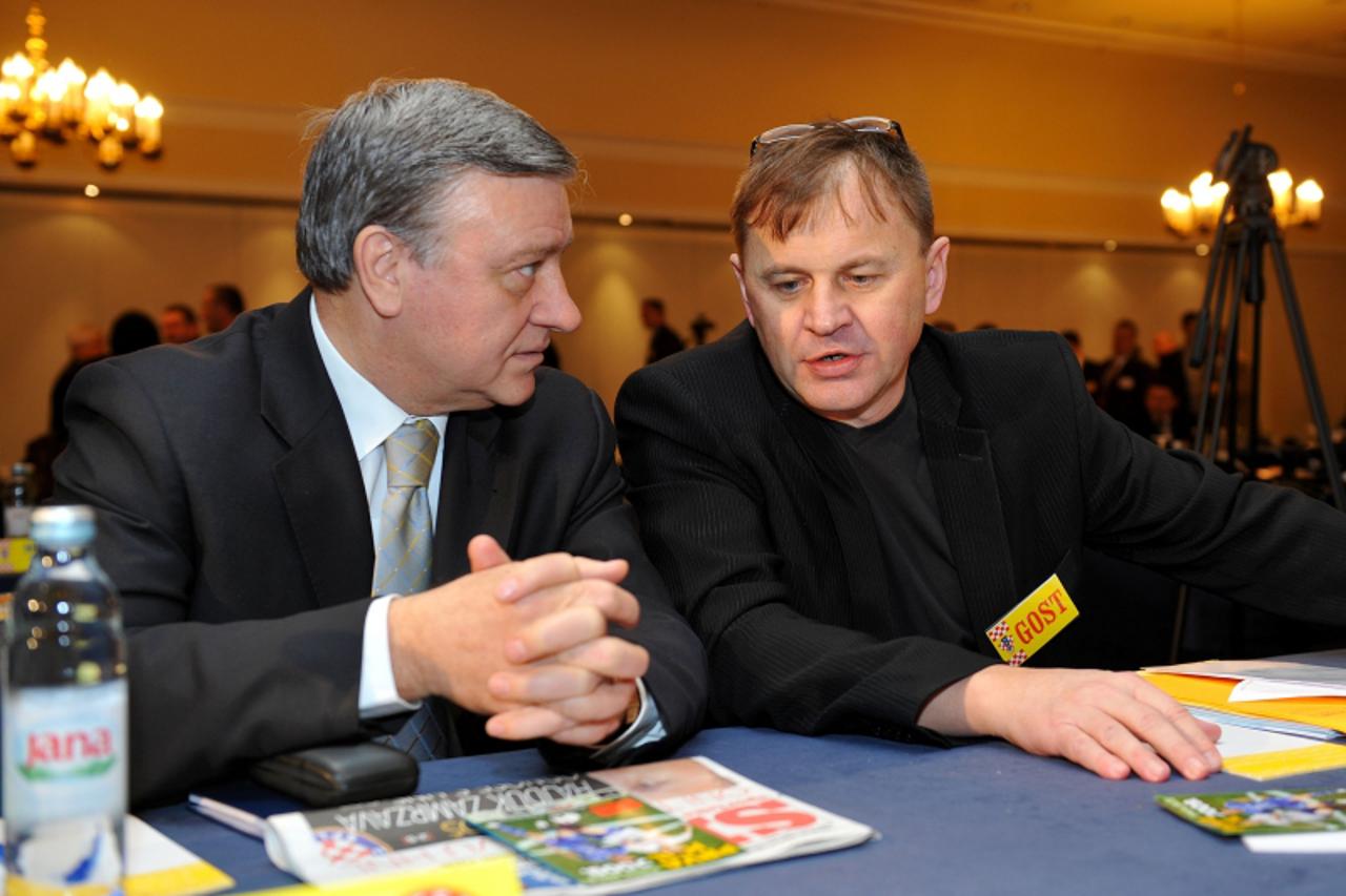 'sport.....zagreb.....27.02.2009.  hotel sheraton - skupstina HNS-a,   ivan brlekovic (desno)   Photo: Marko Lukunic/Vecernji list'