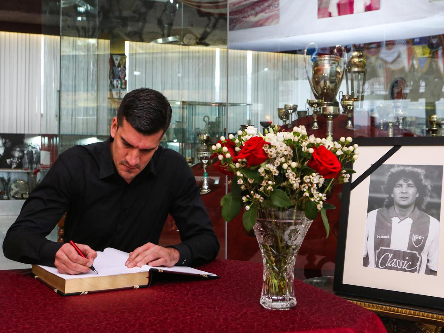 17, December, 2022, Belgrade - The book of mourning on the occasion of the death of Sinisa Mihajlovic was opened in the Red Star FC Museum. Marko Keselj.    17, decembar, 2022, Beograd - Knjiga zalosti povodom smrti Sinise Mihajlovica otvorena je u Muzeju FK Crvena zvezda.     Photo: FK Crvena zvezda/ATAImages/PIXSELL