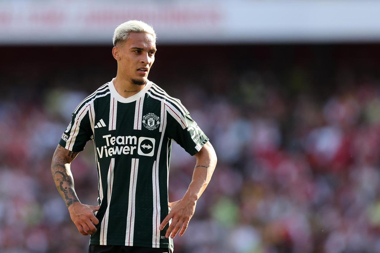 Arsenal v Manchester United - Premier League - Emirates Stadium