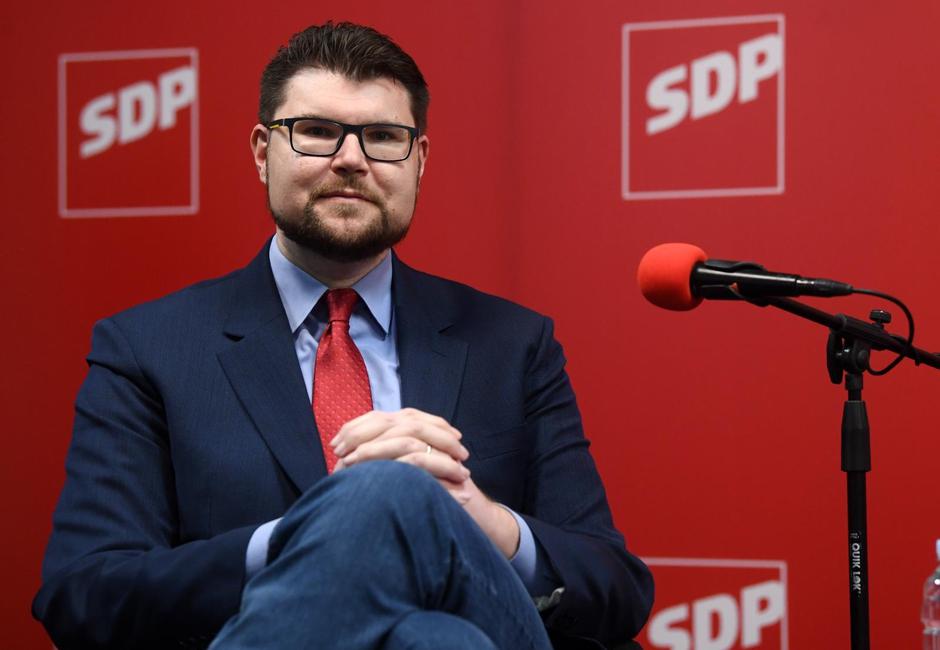 Zagreb: Predsjednik SDP-a, Peđa Grbin, ugostio je umjetnicu Arijanu Lekić-Fridrih