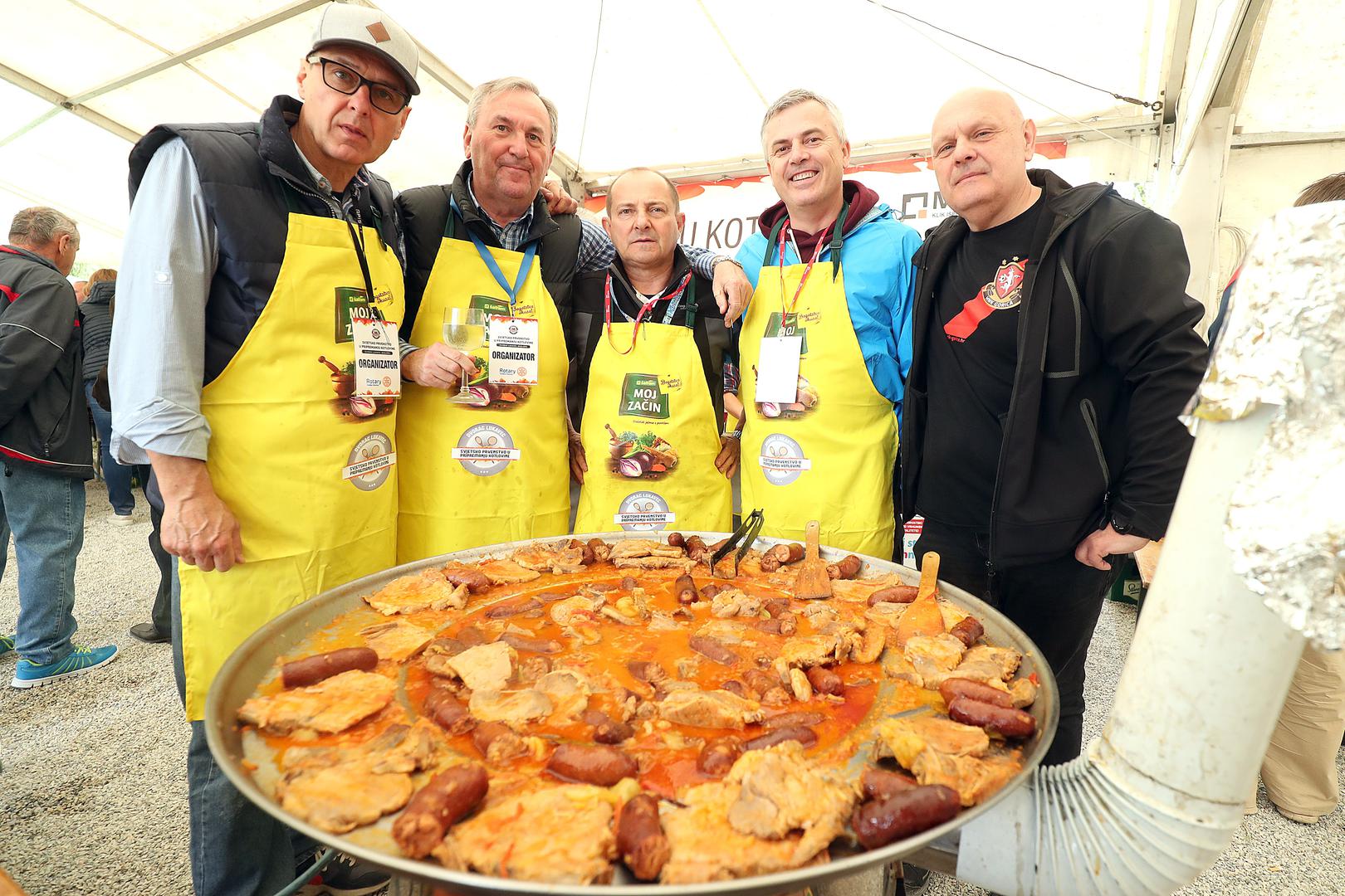 Natjecala se i ekipa Rotary kluba Velika Gorica: Ivan Maleković, Zlatko Tiban i Domagoj Bučanac, a bodrili su ih predsjednik RC-a Siniša Drobnjak i Renato Ivanuš, član uprave Večernjeg lista