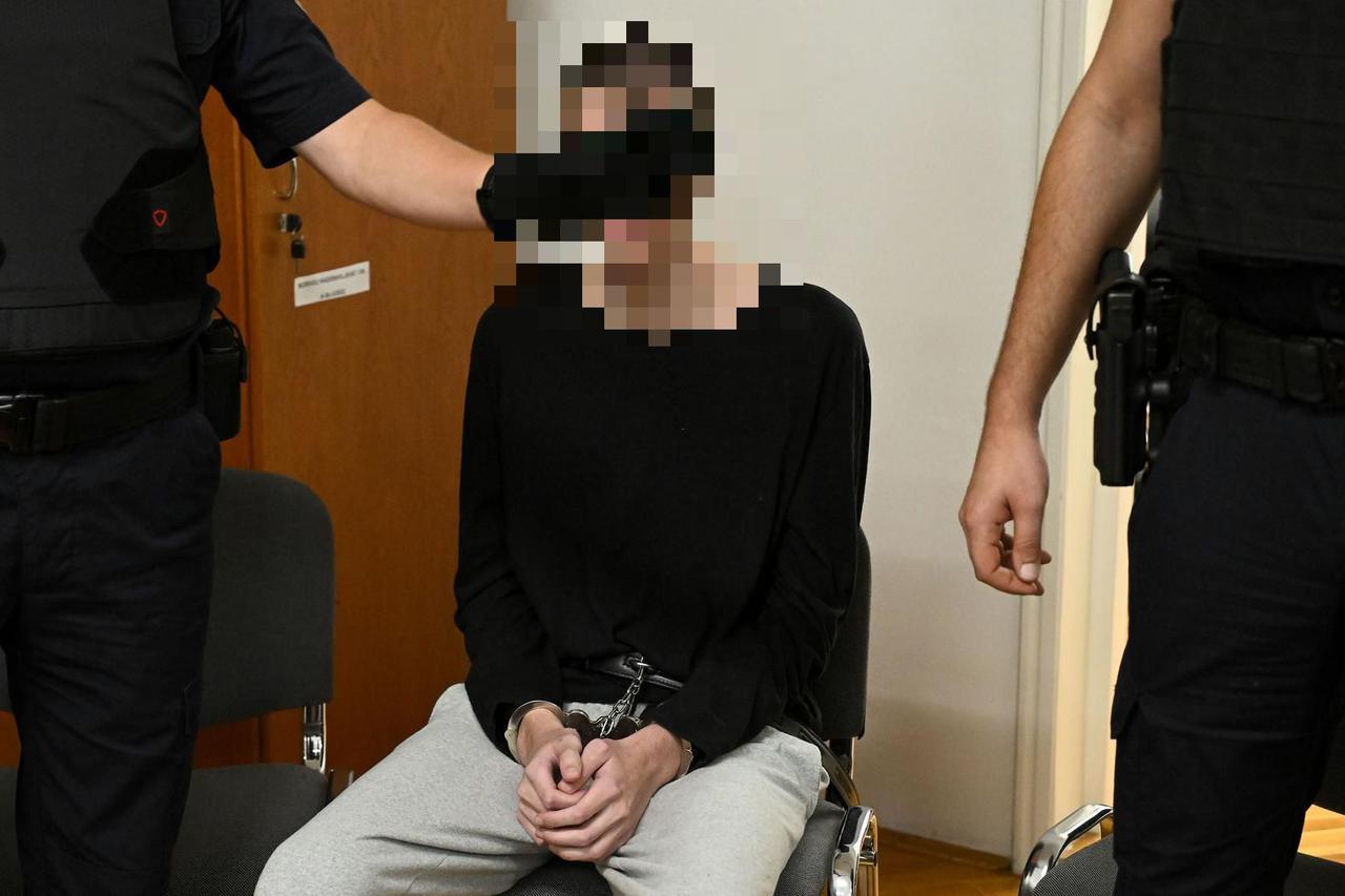 Počelo suđenje za ubojstvo djeteta u školi u Prečkom