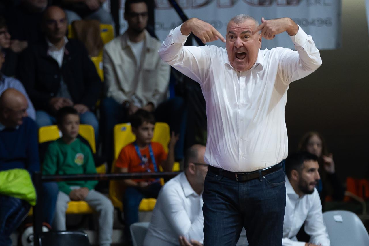 BASKET - Serie A - Acqua S.Bernardo Cantu vs Trapani Shark