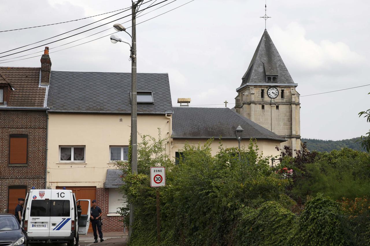 Francuska, policija, napad
