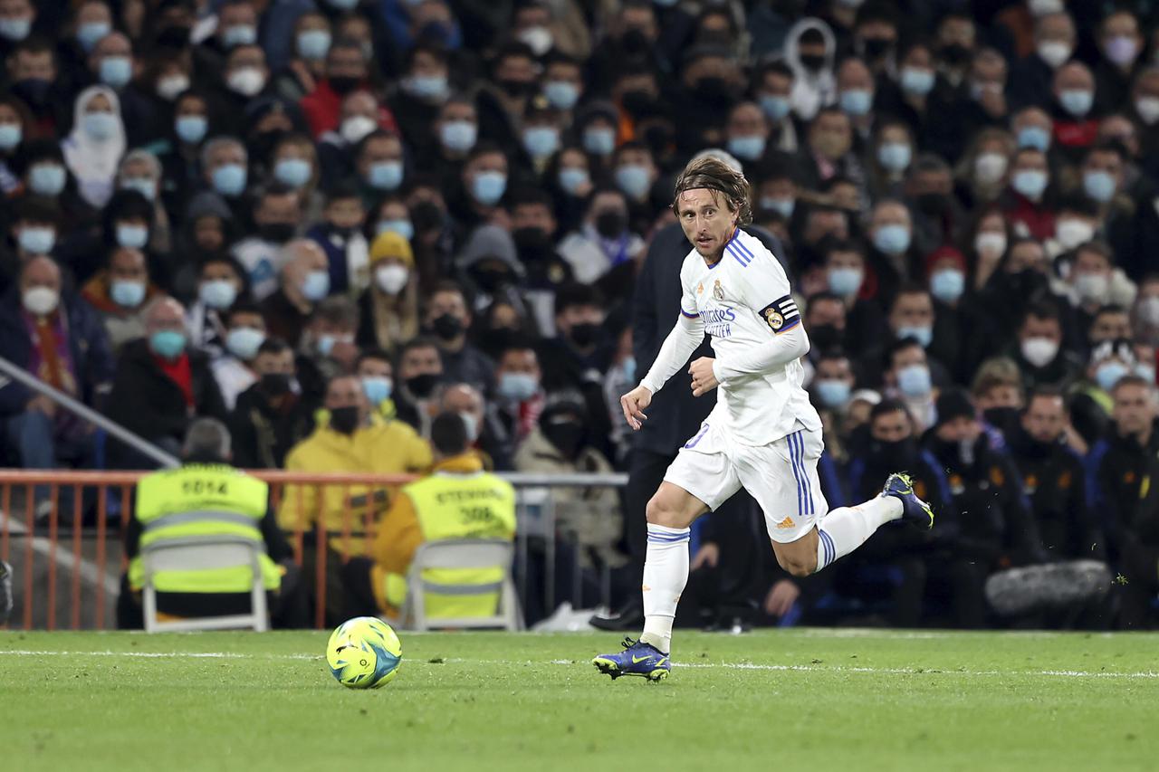 Real Madrid vs Atletico de Madrid Football Soccer to La Liga Spain match 17 2021-2022