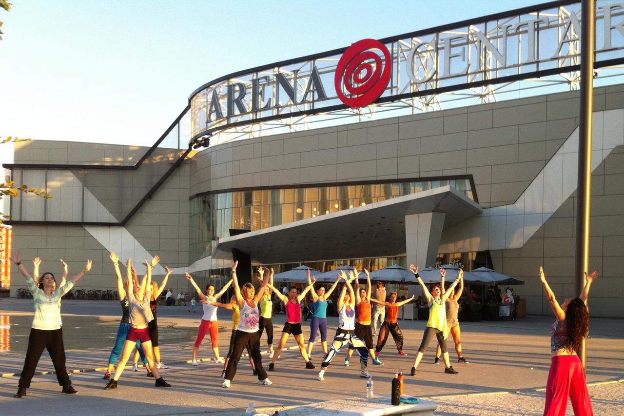 Zumba u Areni