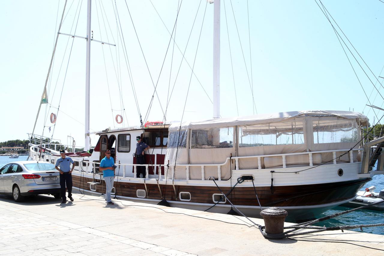 Atlantia brod talijani otrovali