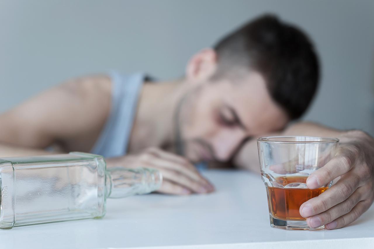 Alkoholizam, alkohol, piće