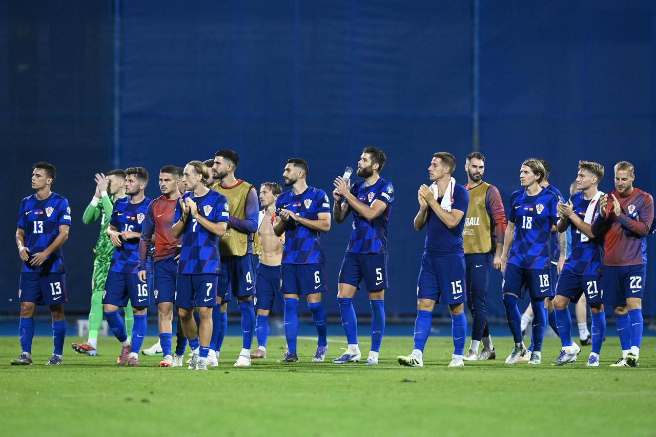 Nogometaši Hrvatske slave pobjedu 4:0 nad Crnom Gorom