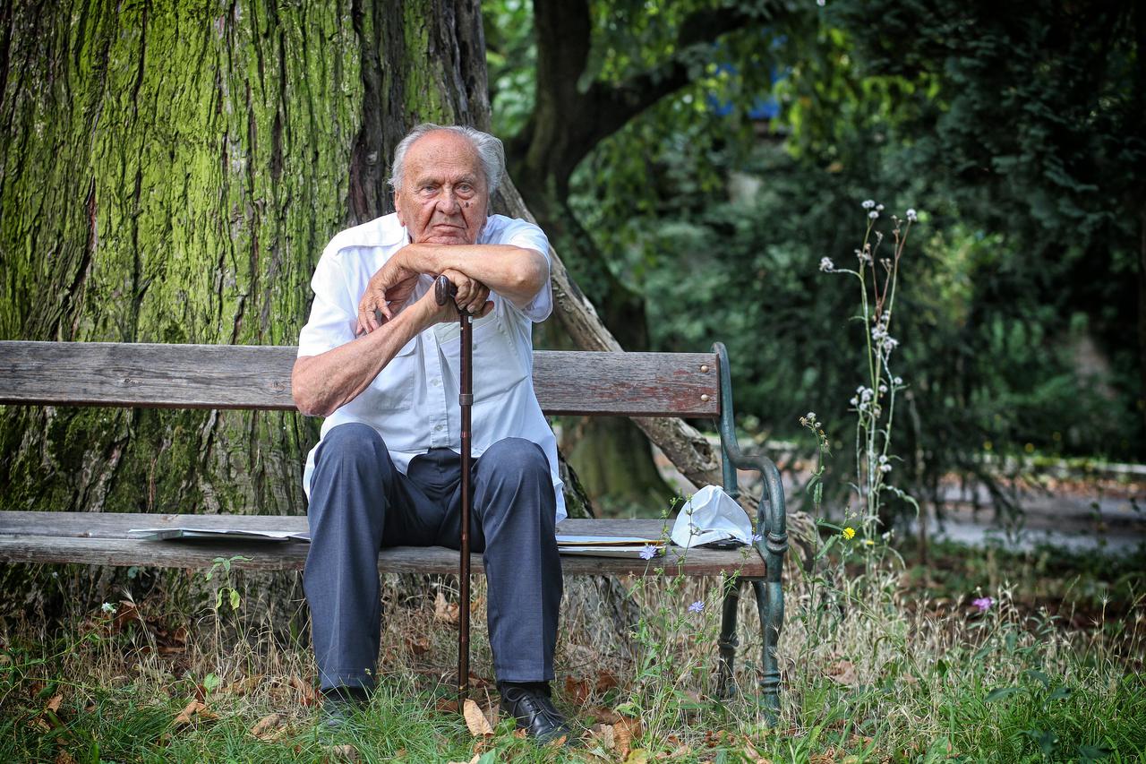 Josip Manolić