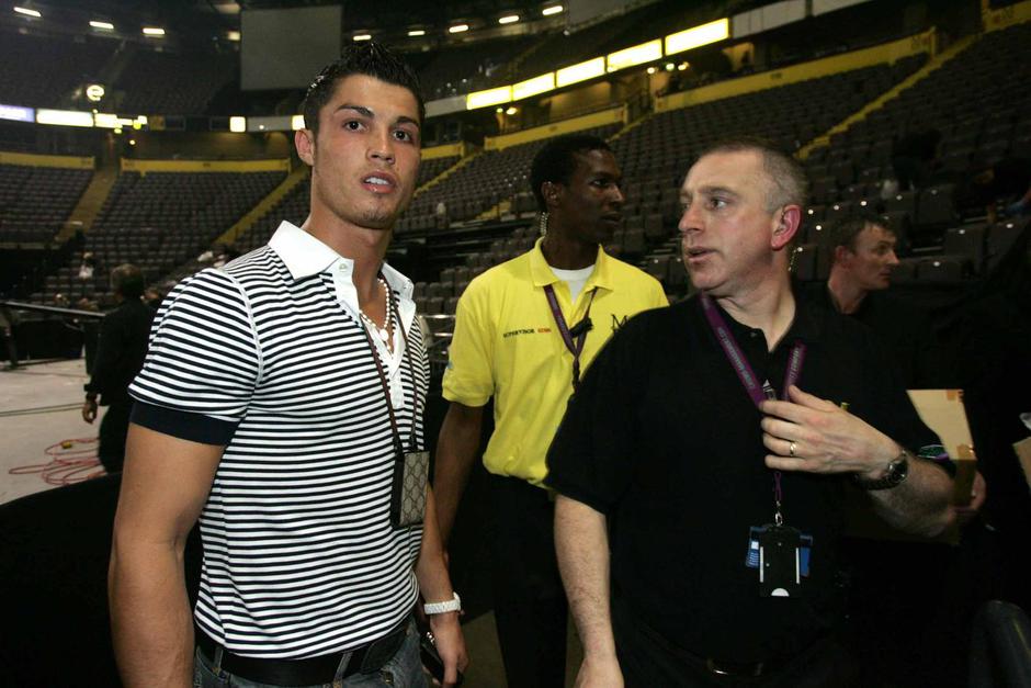 ARHIVA - Manchester: Atmosfera uoči UFC borbe Mirka Filipovića i Brazilca Gonzage, 2007.