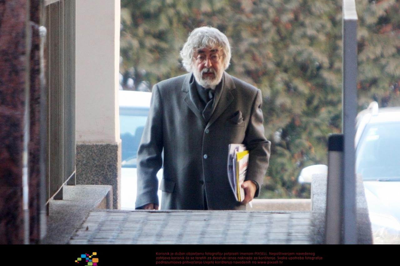 '22.02.2012., Zagreb - Zvonimir Skegro dolazi na posao u tvrtku Stanograd u Ilici 109 s BMW terencem. Photo: Goran Jakus/PIXSELL'