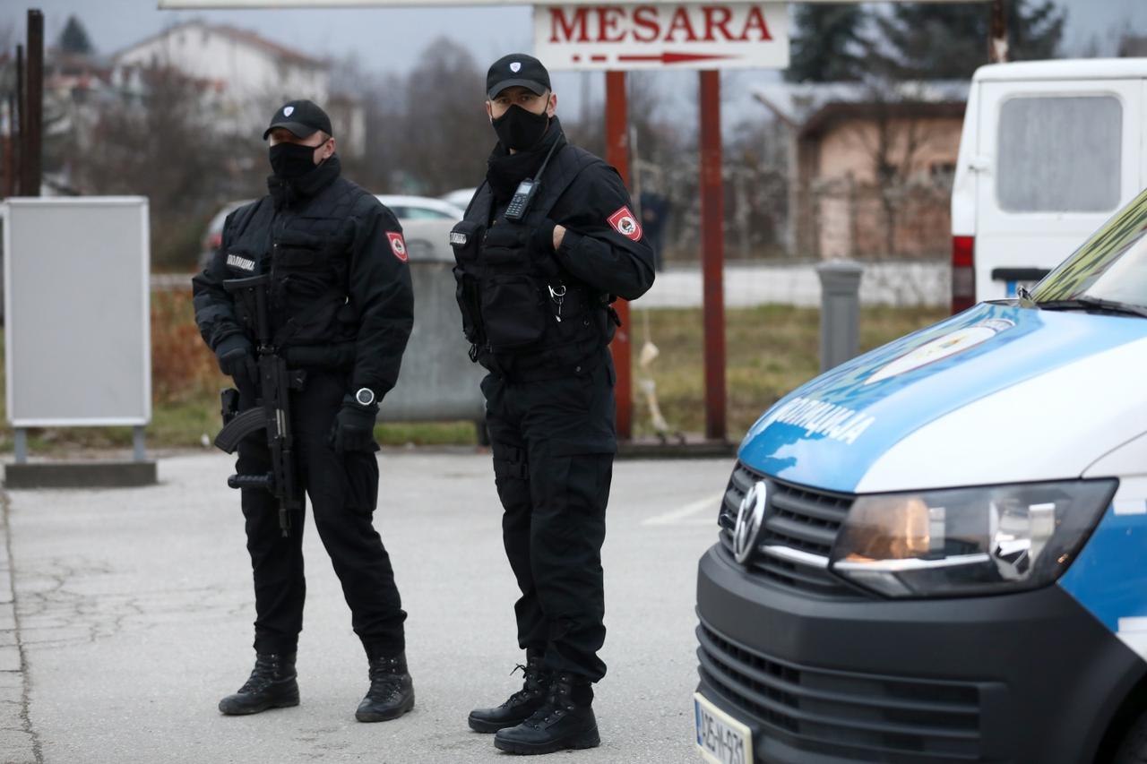 Istočno Sarajevo: Policija osigurava Administrarivni centar RS uoči dolazka Sergeja Lavrova