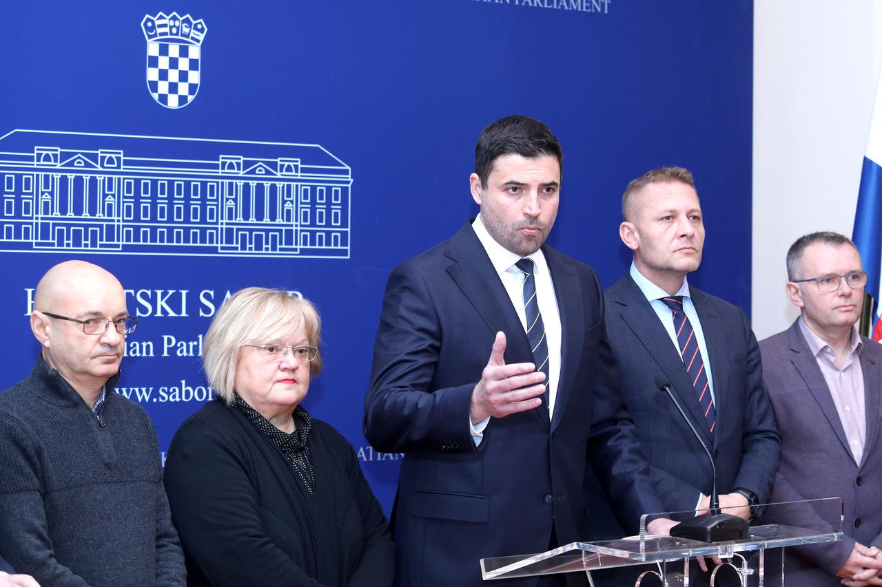 Oporba u saboru održala zajedničku konferenciju za medije