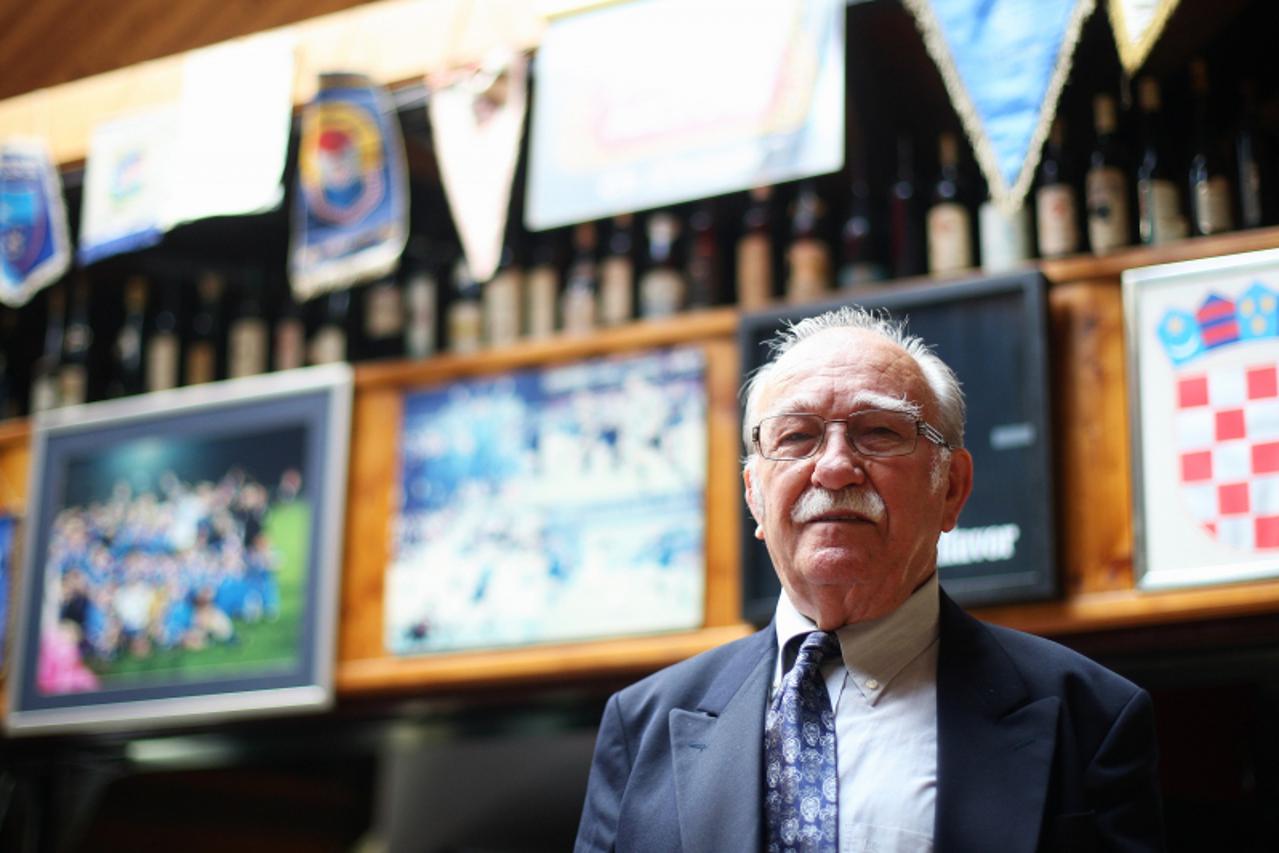 \'19.04.2011., Zagreb - Marijan Coric bivsi nogometas Gradjanskog.  Photo: Slavko Midzor/PIXSELL\'