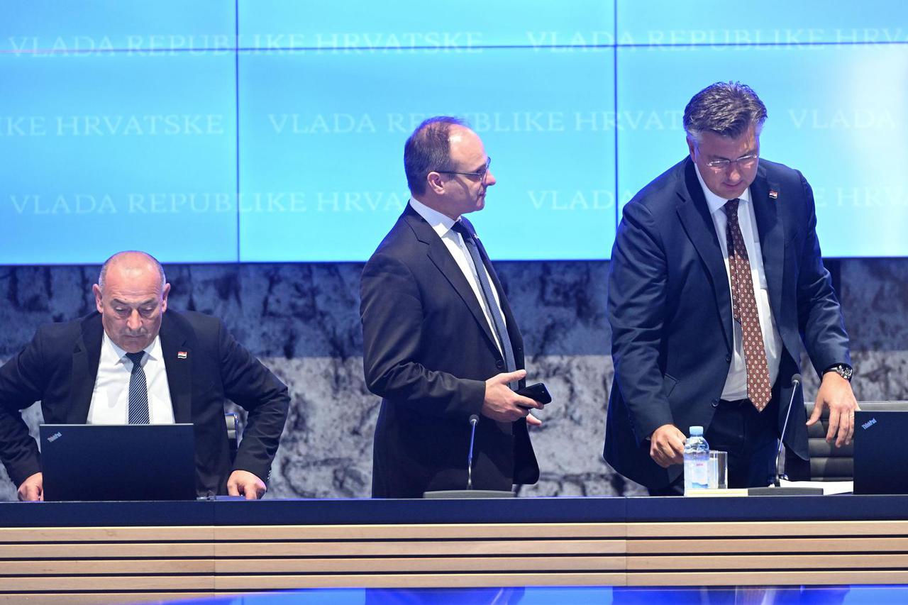 Zagreb: Vlada RH na sjednici s temom rebalansa proračuna