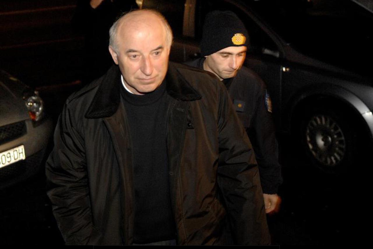 privođenje mije matića