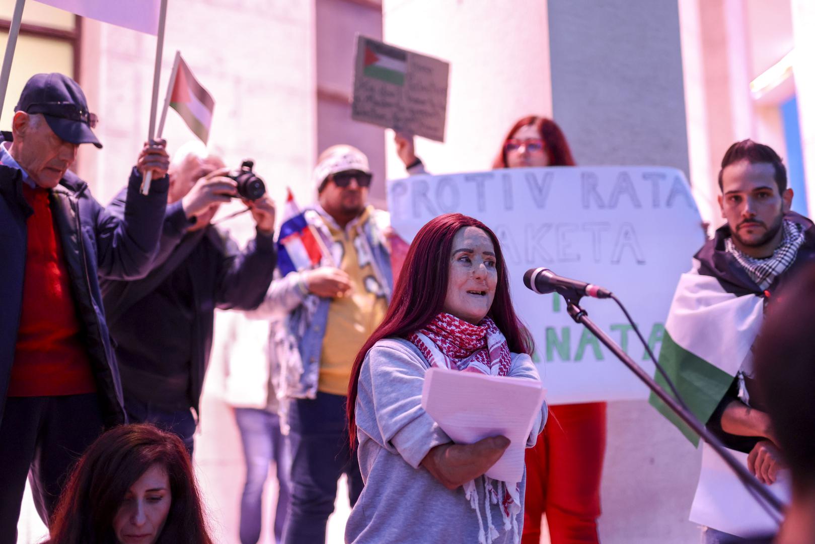 25.10.2023., Zagreb - Prosvjed Solidarno s Palestinom na Trgu zrtava fasizma. Ovaj prosvjed je dio globalnog odgovora na situaciju u kojoj se Gaza nemilosrdno bombardira svakoga dana, u kojoj nevjerojatan broj ljudi gubi svoje zivote. Photo: Igor Kralj/PIXSELL