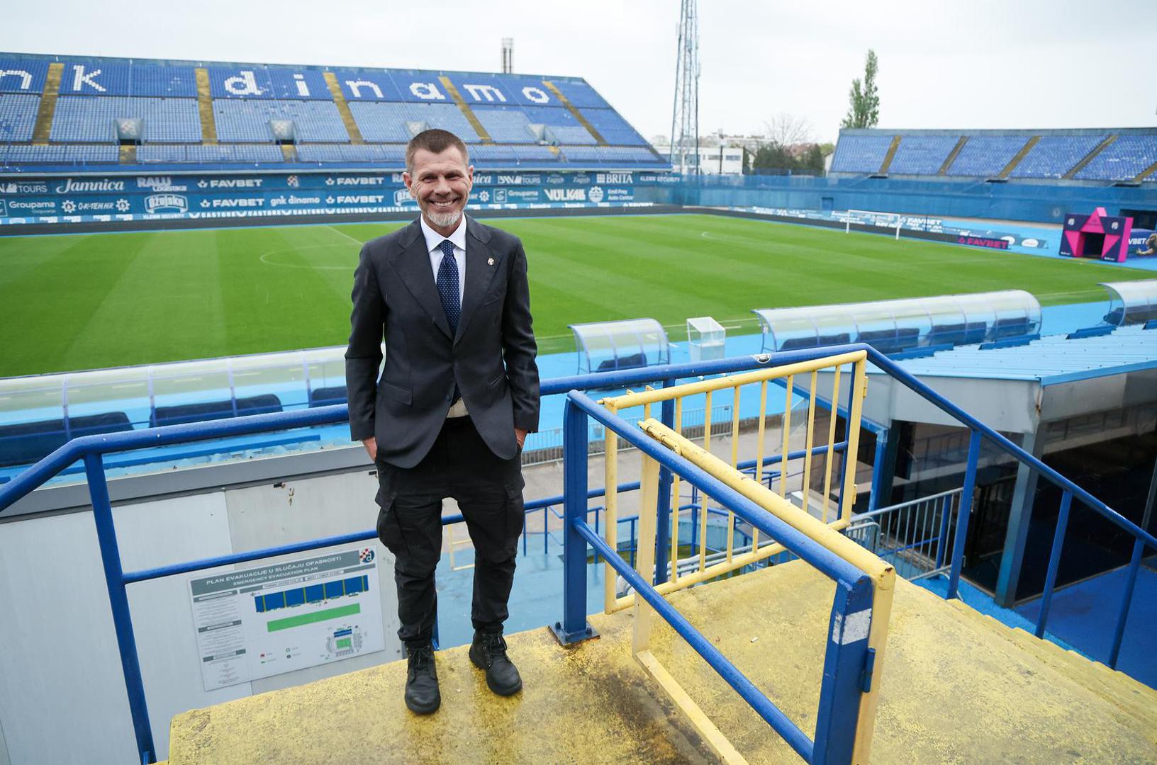 Legendarni Zvonimir Boban vratio se u Dinamo i to u odjevnoj kombinaciji koja nije mogla proći nezapaženo. 
