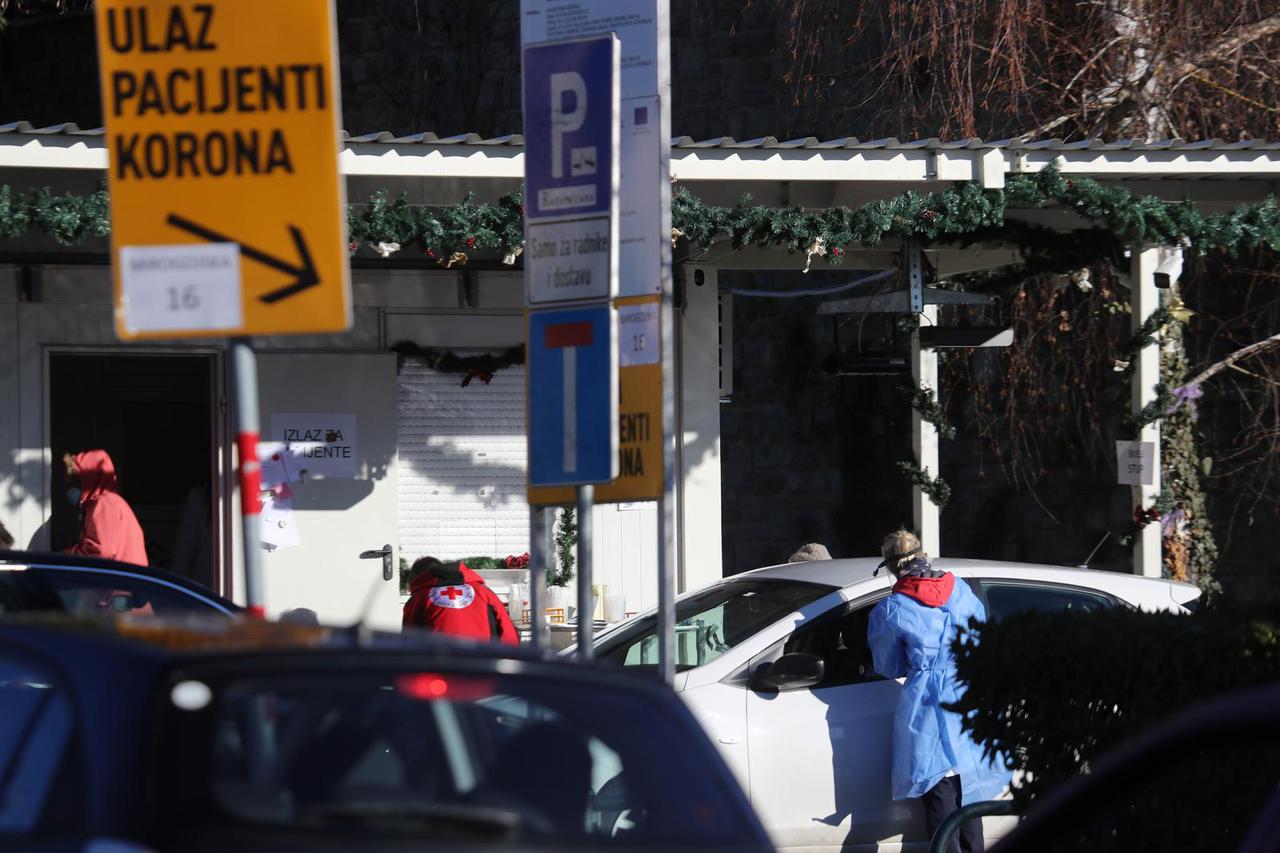 Zagreb: Stvaraju se gužve za testiranje na Covid-19 ispred  NZJZ Andrija Štampar