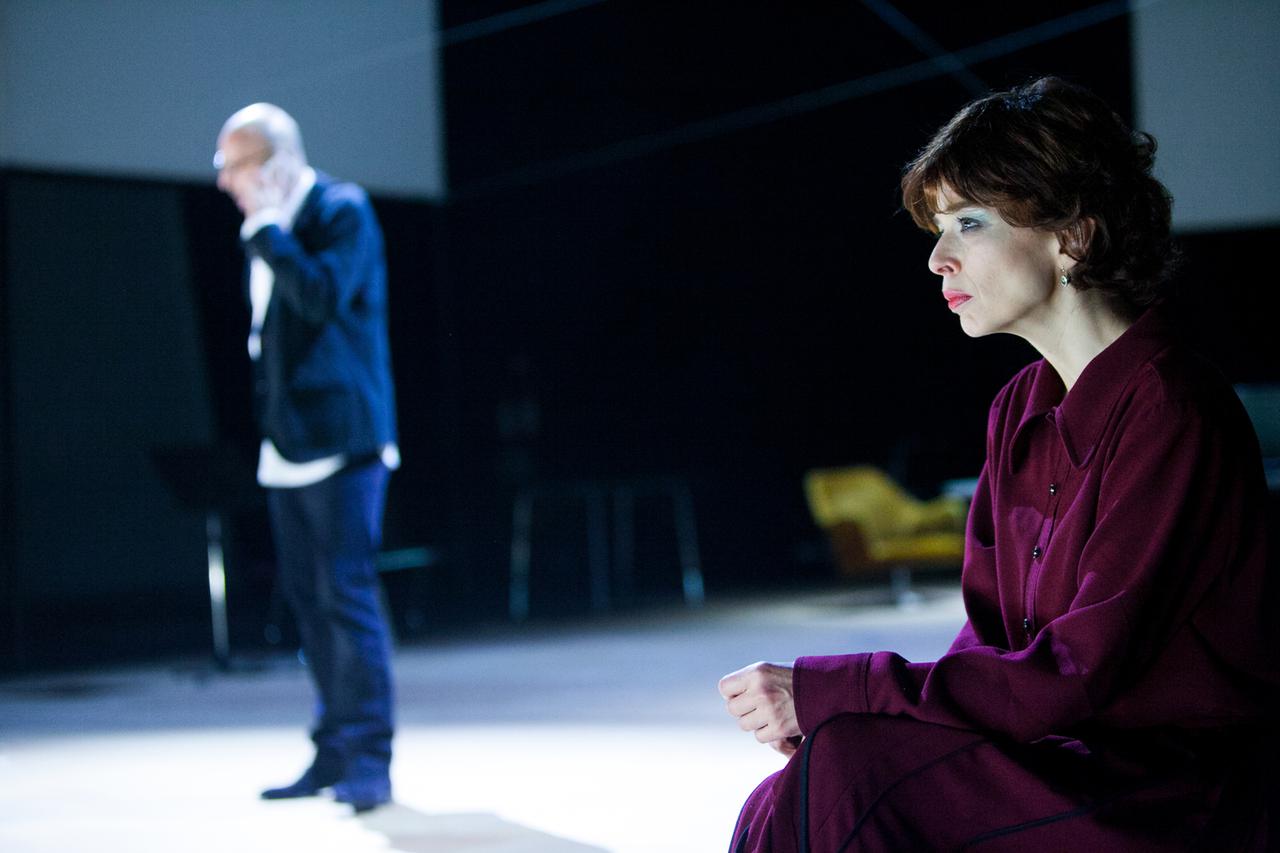 Prizor iz "Ljudi od voska" a Goranom Grgićem i Almom Pricom 