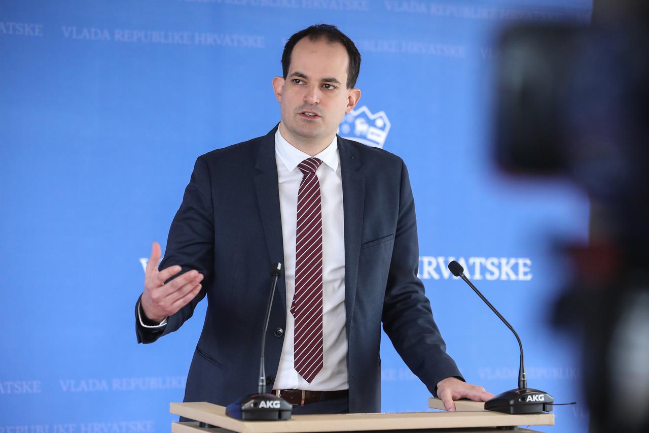 Zagreb: Ivan Malenica dao je izjavu za medije nakon održane sjednice Vlade RH