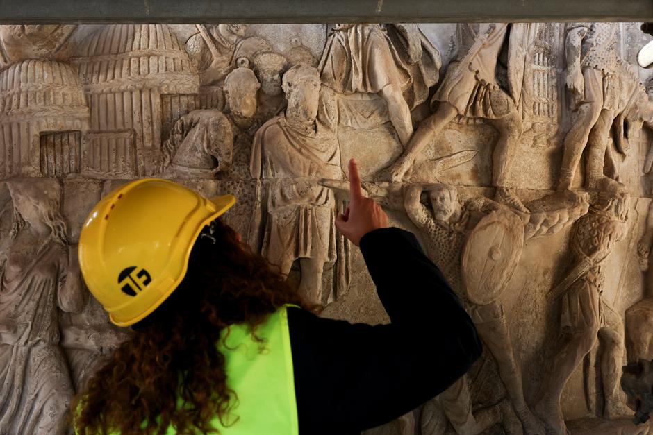 Rome's Column of Marcus Aurelius under restoration