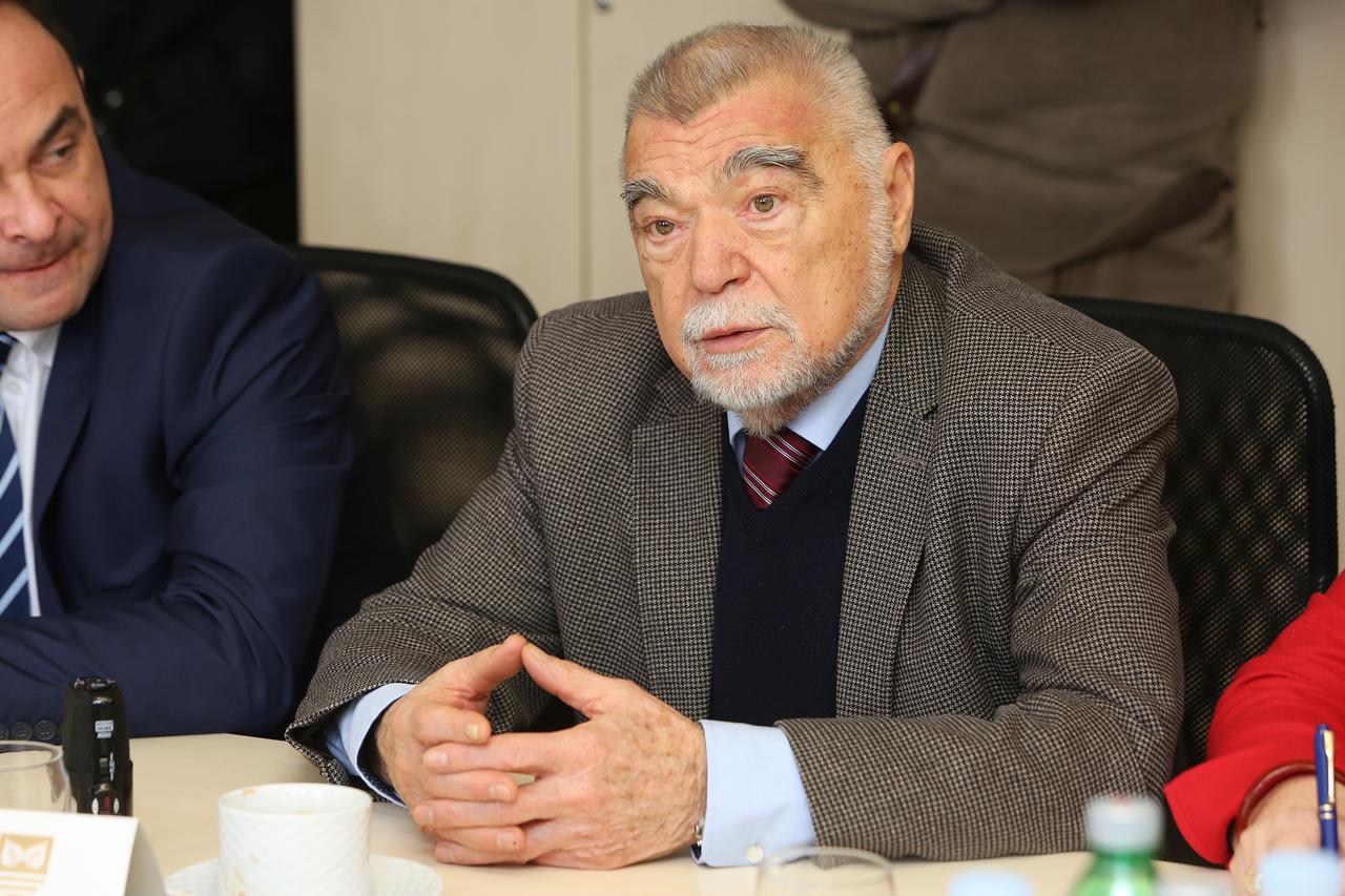 stjepan mesić