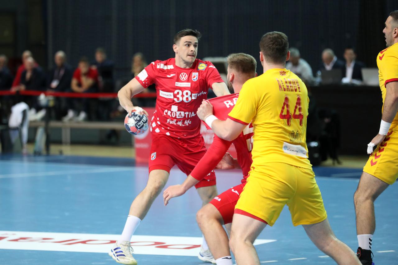 Poreč: Prijateljska utakmica između Hrvatske i Sjeverne Makedonije