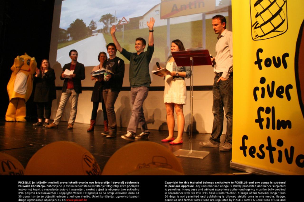 '14.09.2013., Karlovac - Dodjela nagrada 18. Filmske revije mladezi i 6. Four River Film Festivala. U konkurenciji je 78 filmova mladih iz 30 zemalja, a dodijelilo se 11 nagrada. Photo: Dominik Grguri