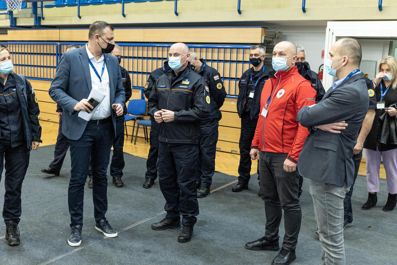 Osijek:  U prostorima Prihvatnog centra održan je sastanak s organizacijama uključenim u prihvat ukrajinskih izbjeglica