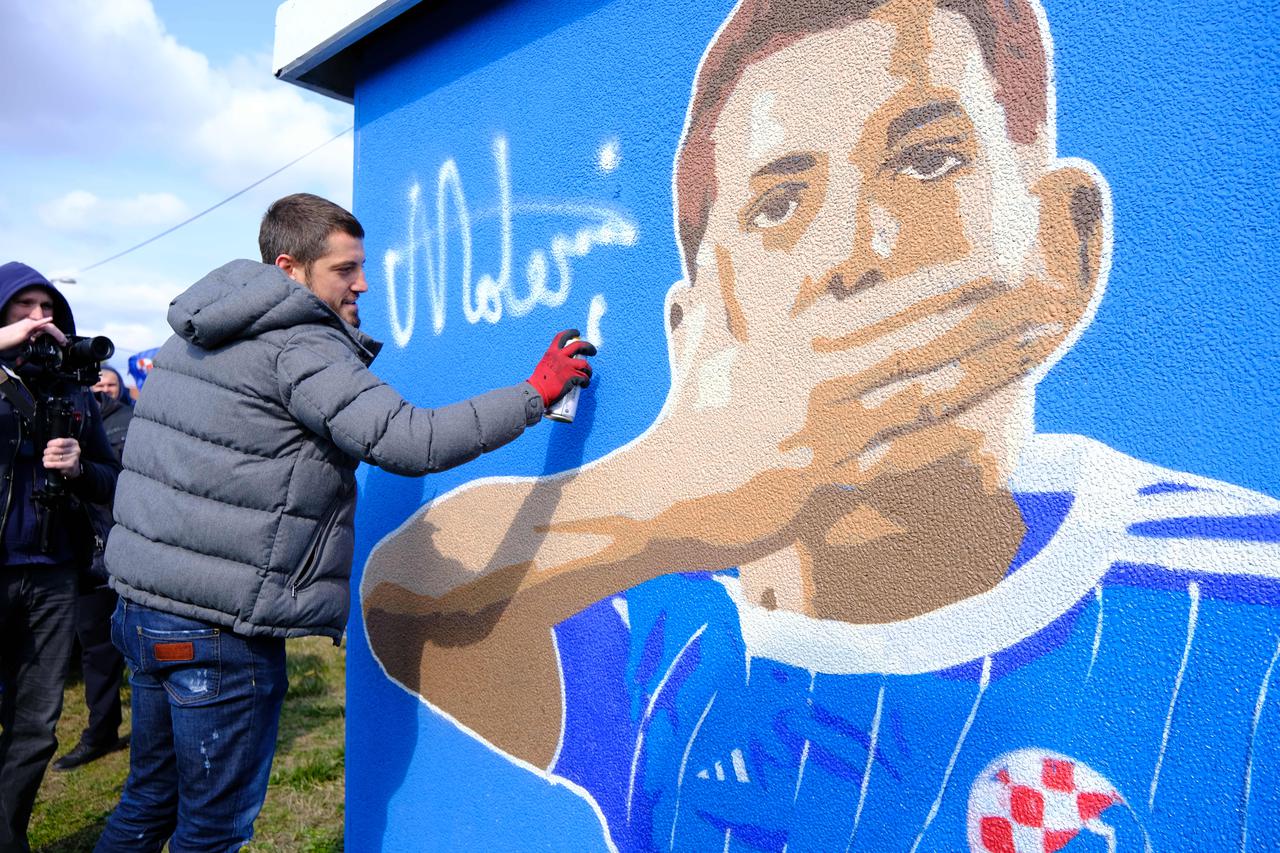 Zagreb: U čast Dinamovog kapetana Arijana Ademija napravili mural