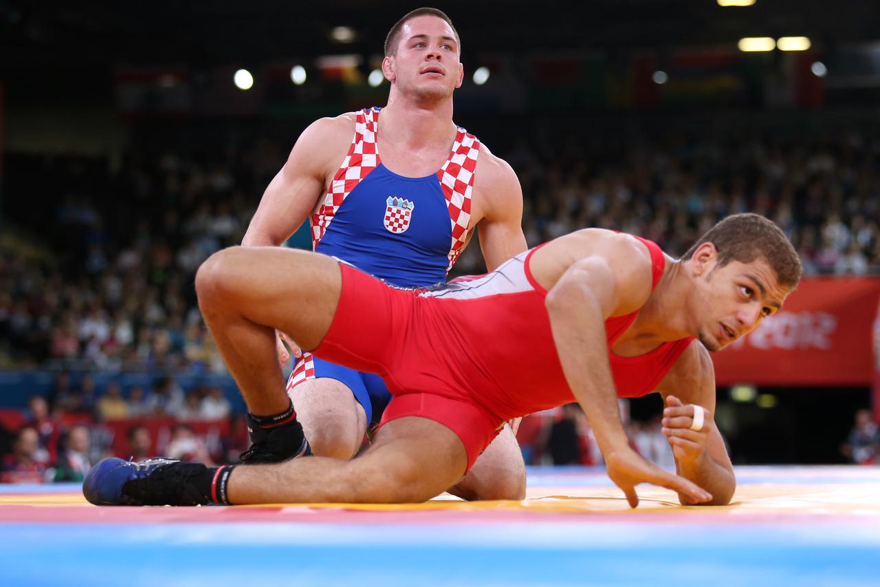 05.08.2012., Engleska, London - Ljetne Olimpijske igre London 2012. Hrvanje, Neven Zugaj - Islam Tolba. Photo: Igor Kralj/PIXSELL