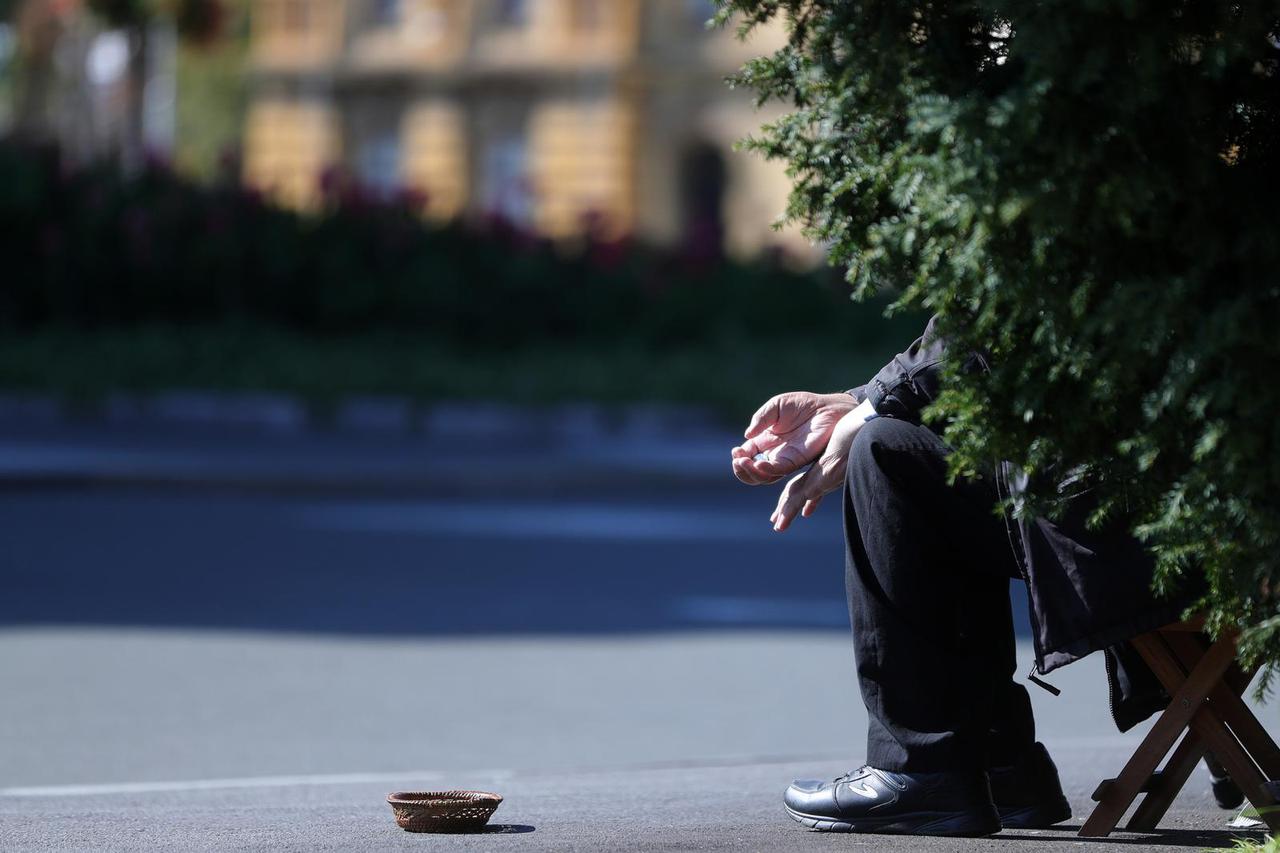 Zagreb: Na gradskim ulicma sve je više prosjaka