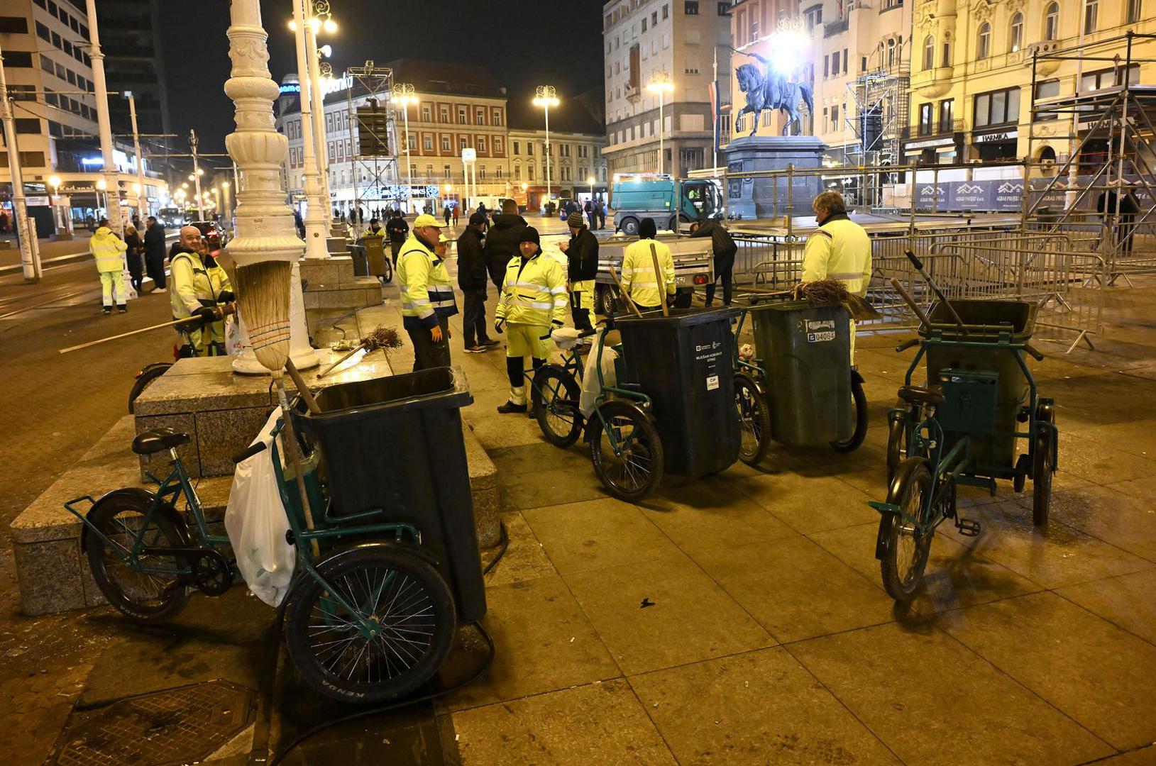 Doček je prošao u najboljem redu jer prije, za vrijeme i nakon dočeka hrvatske rukometne reprezentacije na Trgu bana Jelačića nisu zabilježeni incidenti niti je bilo policijskog postupanja. 