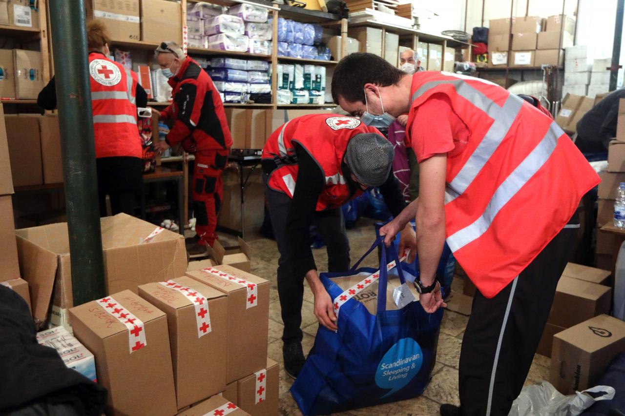 Šibenik: Crveni križ i Funcuti prikupljaju donacije za stradale u potresu