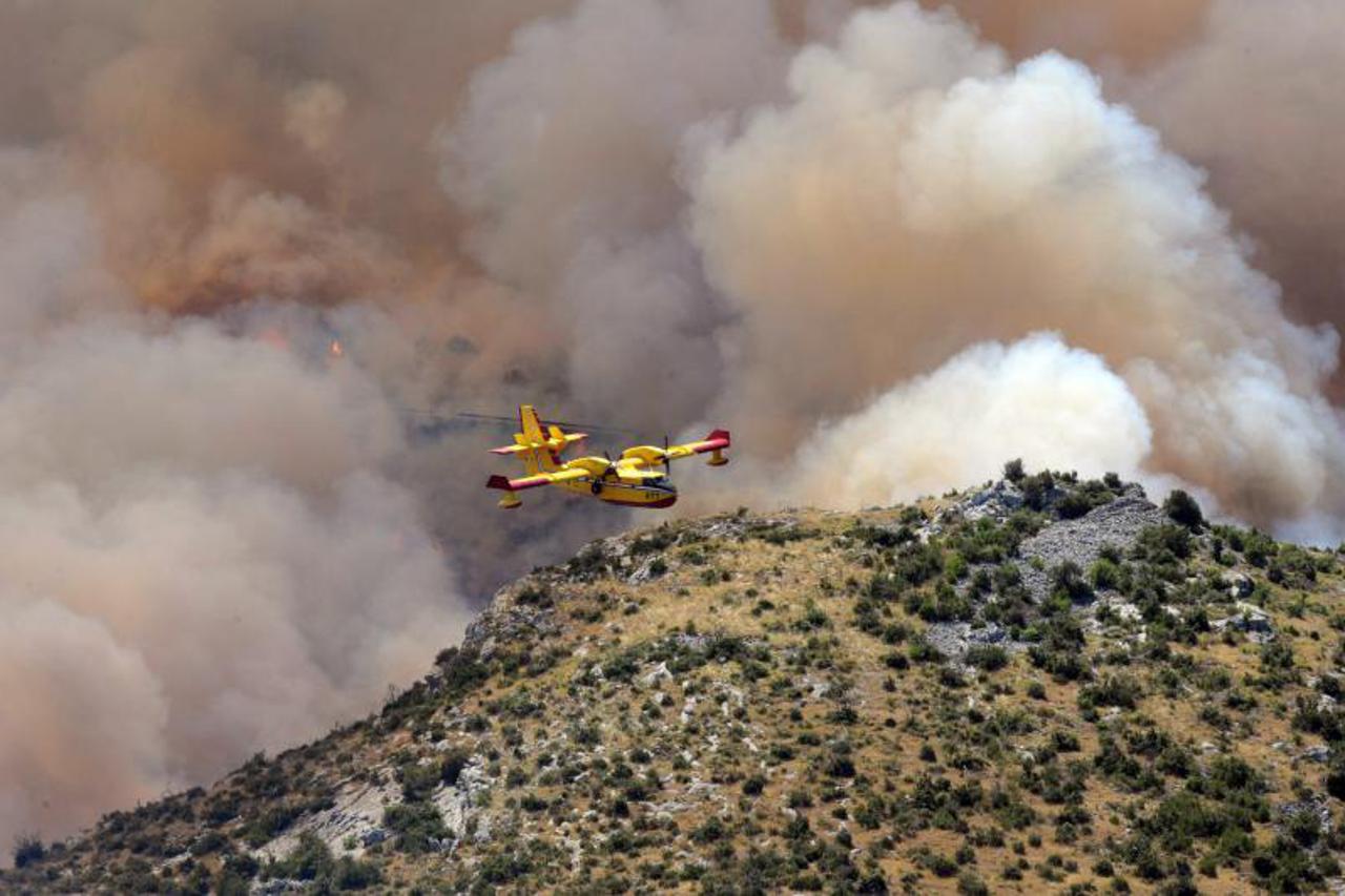 požar u grebaštici (1)